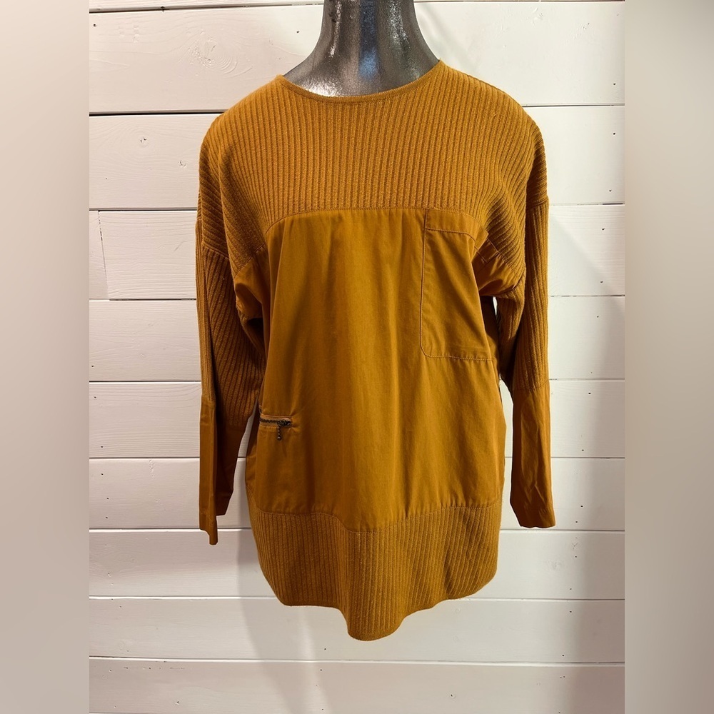 LAURÈL – Bi-Material Mustard Top (Size 38)